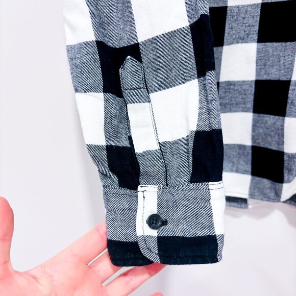 UNIQLO Black & White Plaid Flannel Shirt Cotton Casual Layering | Medium * - Picture 5 of 8